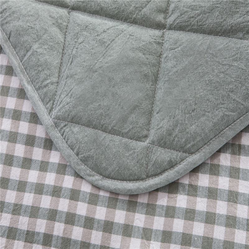 Machine Washing Grid Cotton Summer Quilt Manufacturers, Machine Washing Grid Cotton Summer Quilt Factory, Supply Machine Washing Grid Cotton Summer Quilt