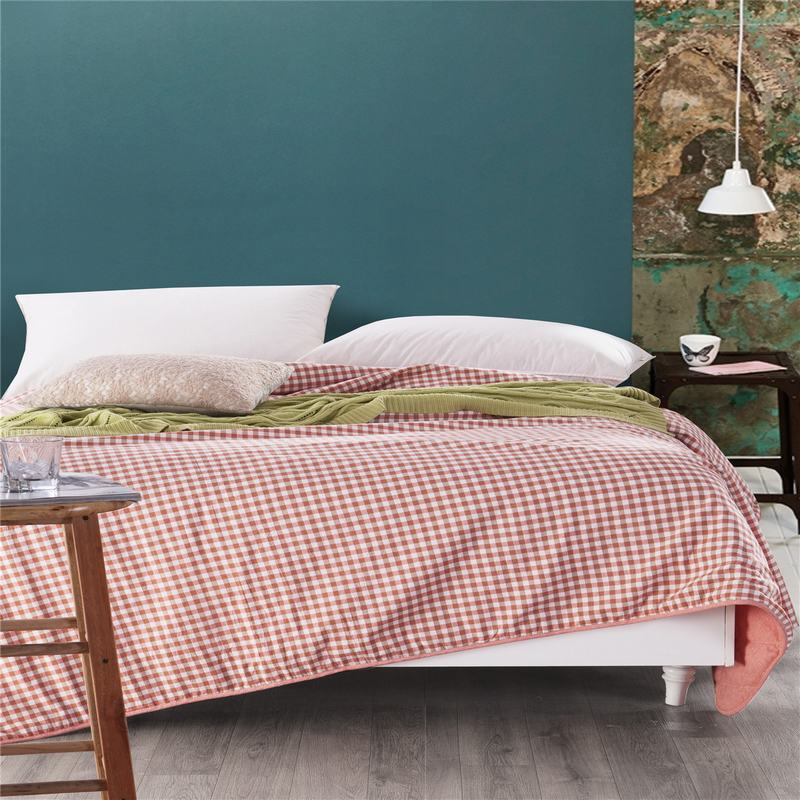 Machine Washing Grid Cotton Summer Quilt Manufacturers, Machine Washing Grid Cotton Summer Quilt Factory, Supply Machine Washing Grid Cotton Summer Quilt