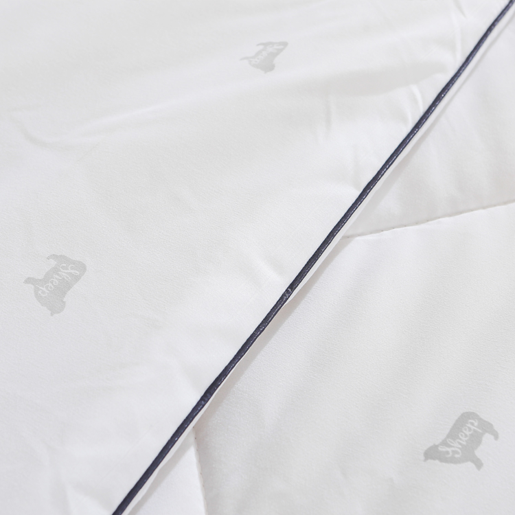 Textile Printing Wool Heavyweight Winter Quilts | Comforter Manufacturers, Textile Printing Wool Heavyweight Winter Quilts | Comforter Factory, Supply Textile Printing Wool Heavyweight Winter Quilts | Comforter